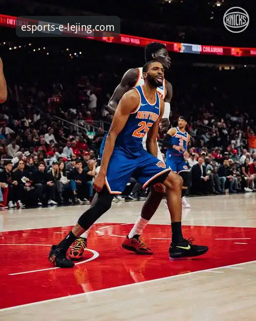 尼克斯狂胜老鹰创纪录：NBA季后赛历史半场最大分差深度解析